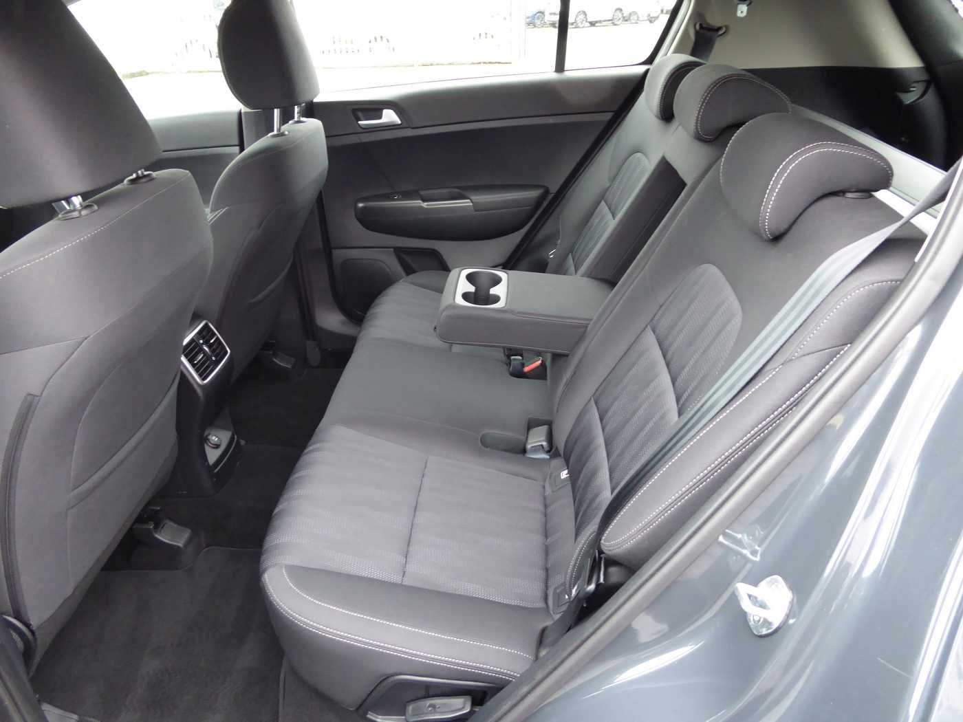 Kia Sportage 1.6 GDI 2WD Final Edition / 1. Hand foto 10