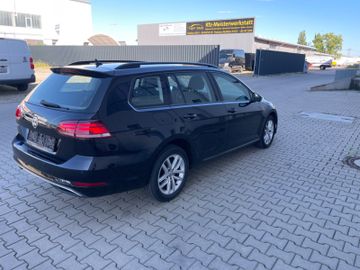 Volkswagen Golf - 5