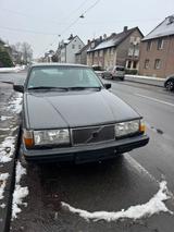 Volvo 940 GL - Volvo 940 mit Benzin-Antrieb: Limousine