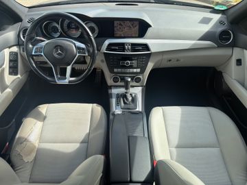 Mercedes C 300 - 11