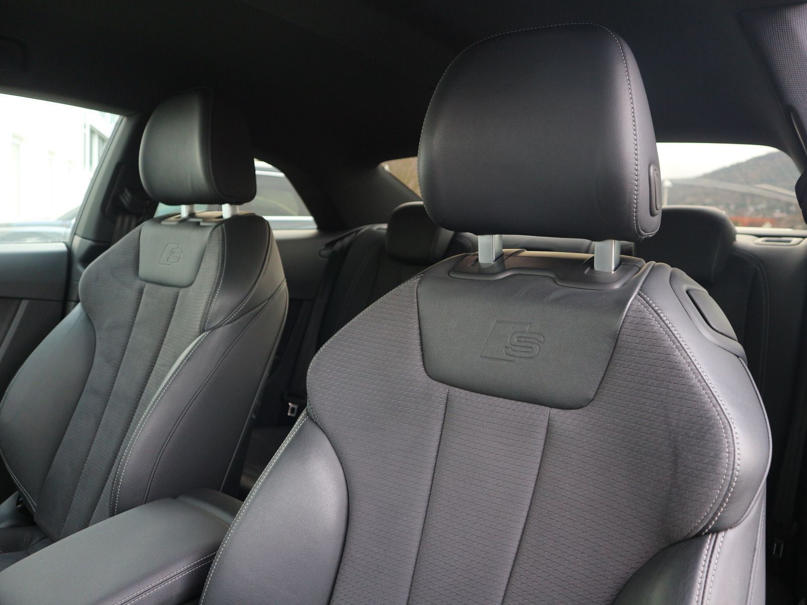 Audi S5 - Bild 12