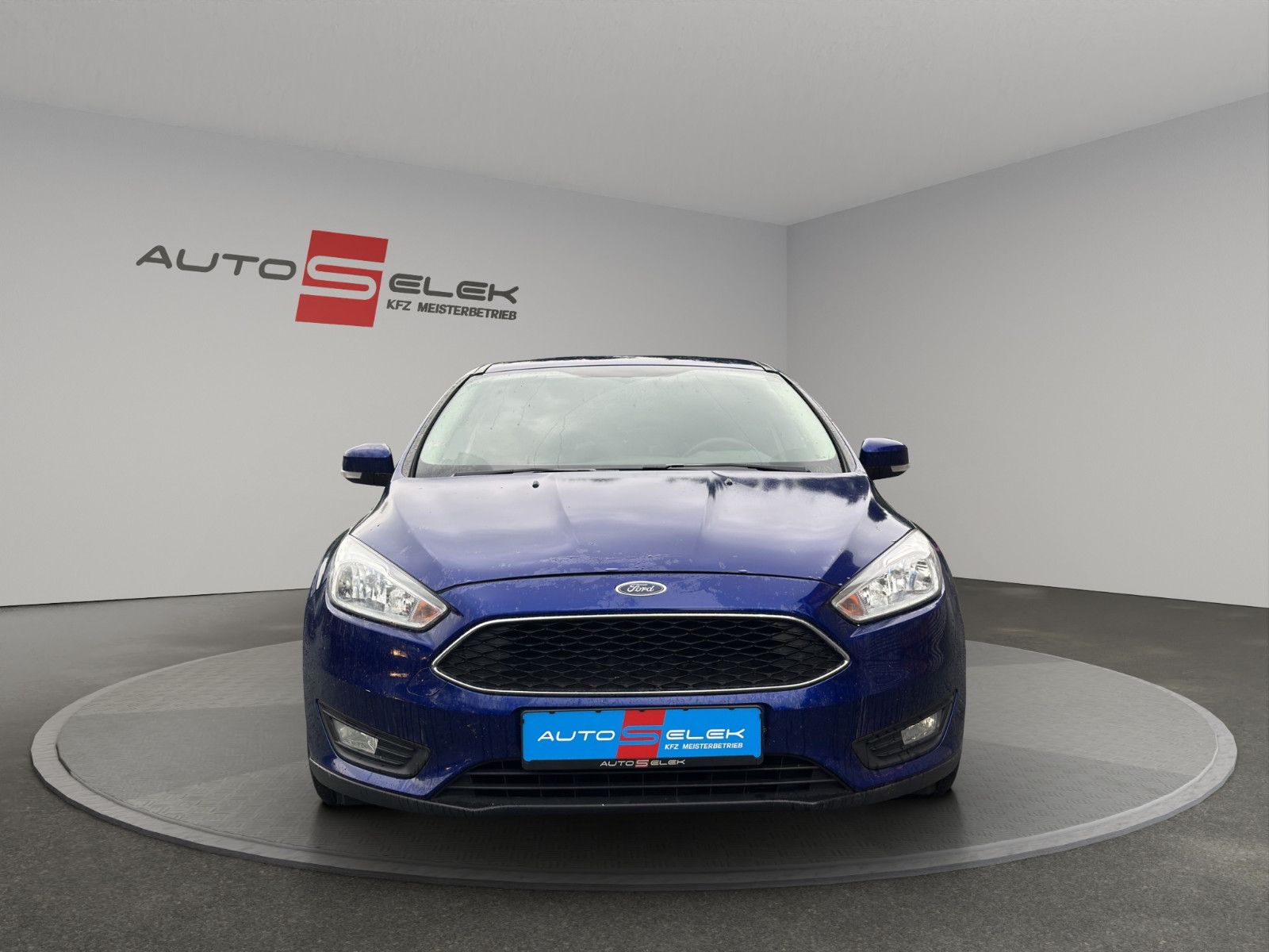 Fahrzeugabbildung Ford Focus Lim. Trend