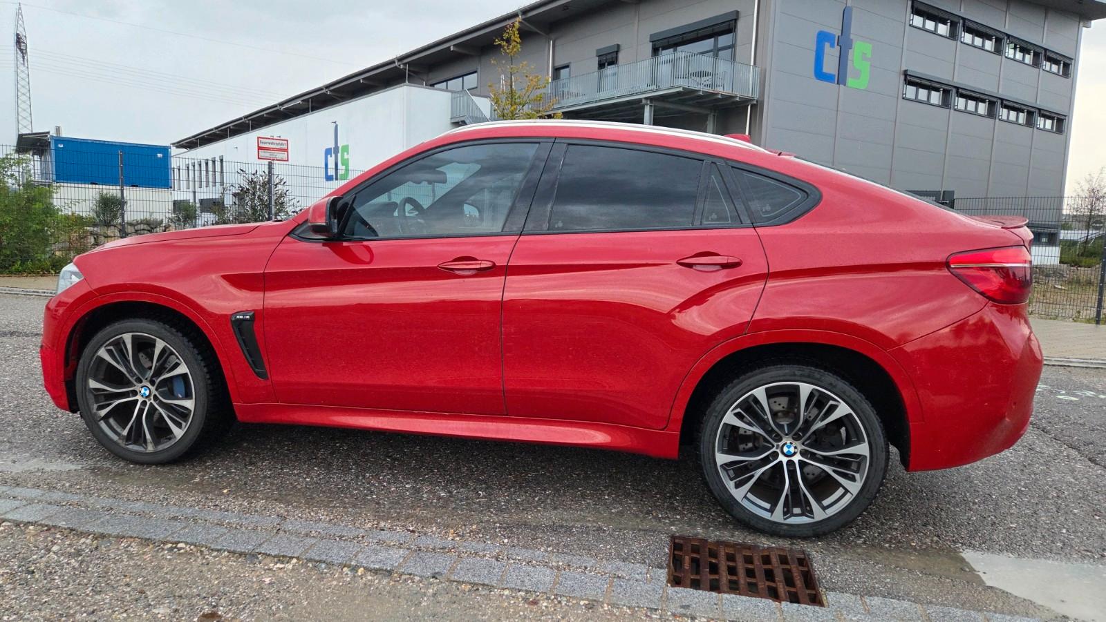 BMW X6 M Servoschliessung Panorama