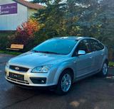 Ford Focus Lim. Ghia+1.Hand+Tempo+SHZ+Klima+PDC+ - Ford Focus: Ghia