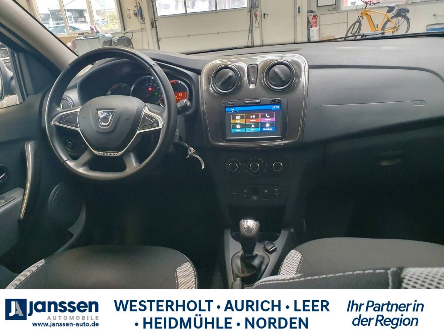 Fahrzeugabbildung Dacia Sandero II Stepway Prestige dCi 90 eco²