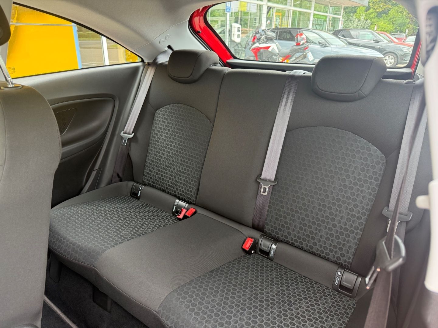 Fahrzeugabbildung Opel Corsa E Edition SHZ+LHZ+PDC