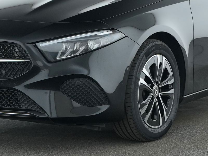 Mercedes-Benz A 180 PROGRESSIVE TOTW AMBIENTE CARBON ILS KAM foto 4