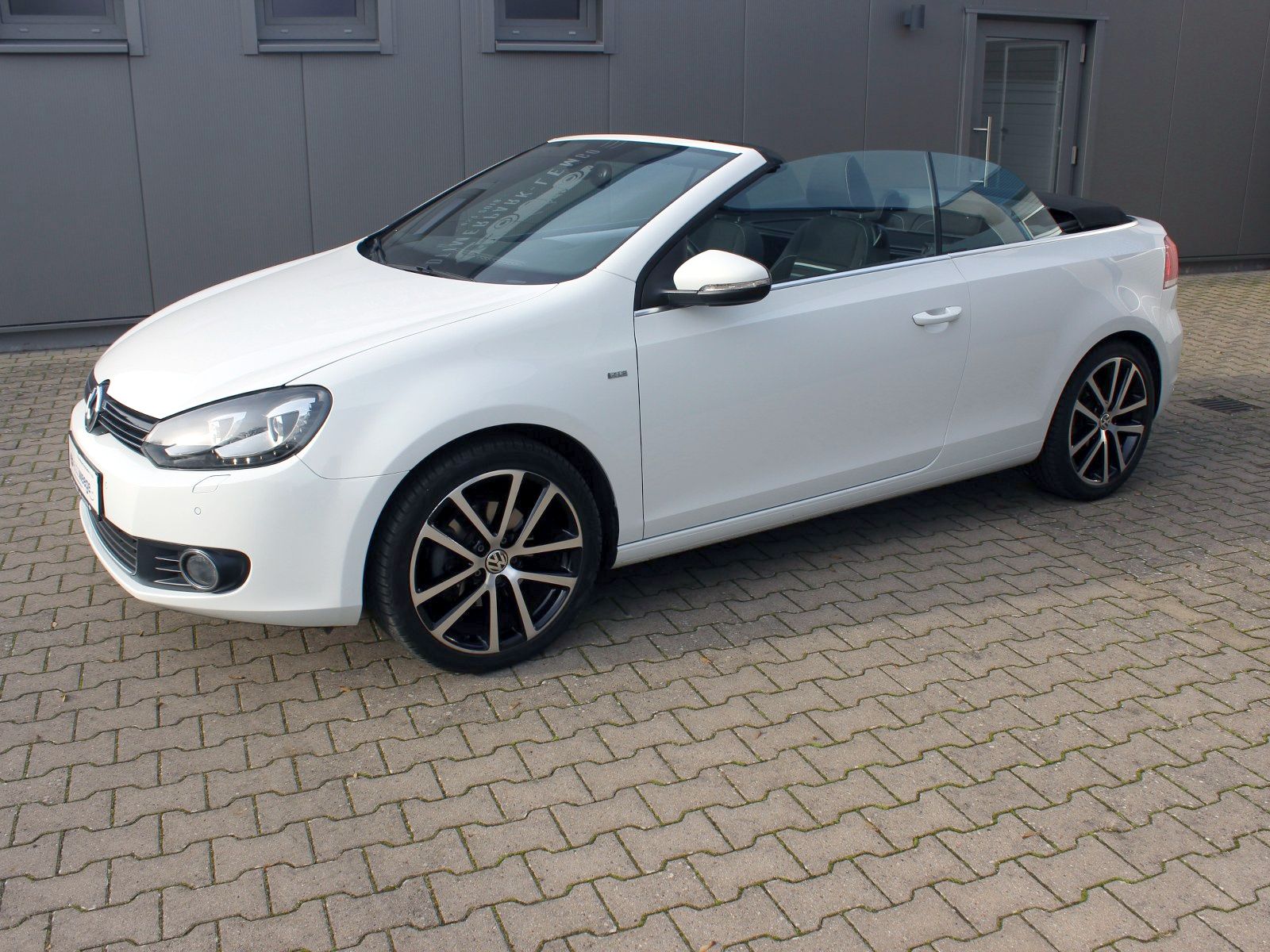 Fahrzeugabbildung Volkswagen Golf Cabriolet Cup 1,4 TSI