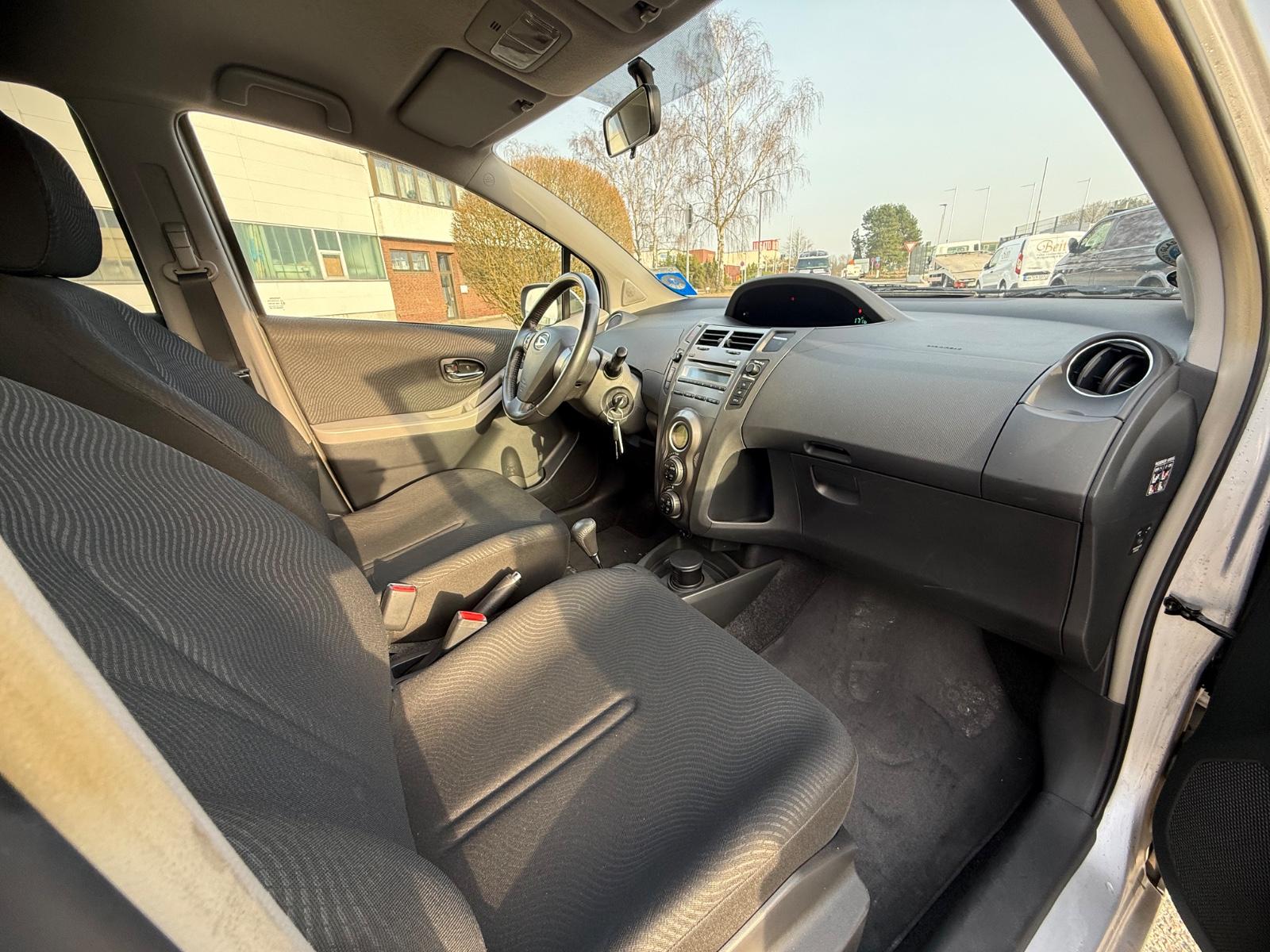 Toyota daihatsu 1.33 M-MT AUTOMATIK