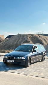 BMW POLEN 320i1450 - BMW 320 aus 2001: Kombi, 320i