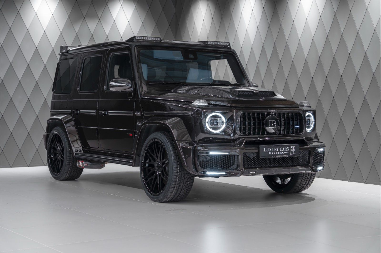 MERCEDES-BENZ G 63 AMG BRABUS G 900 SUPERBLACK VIP