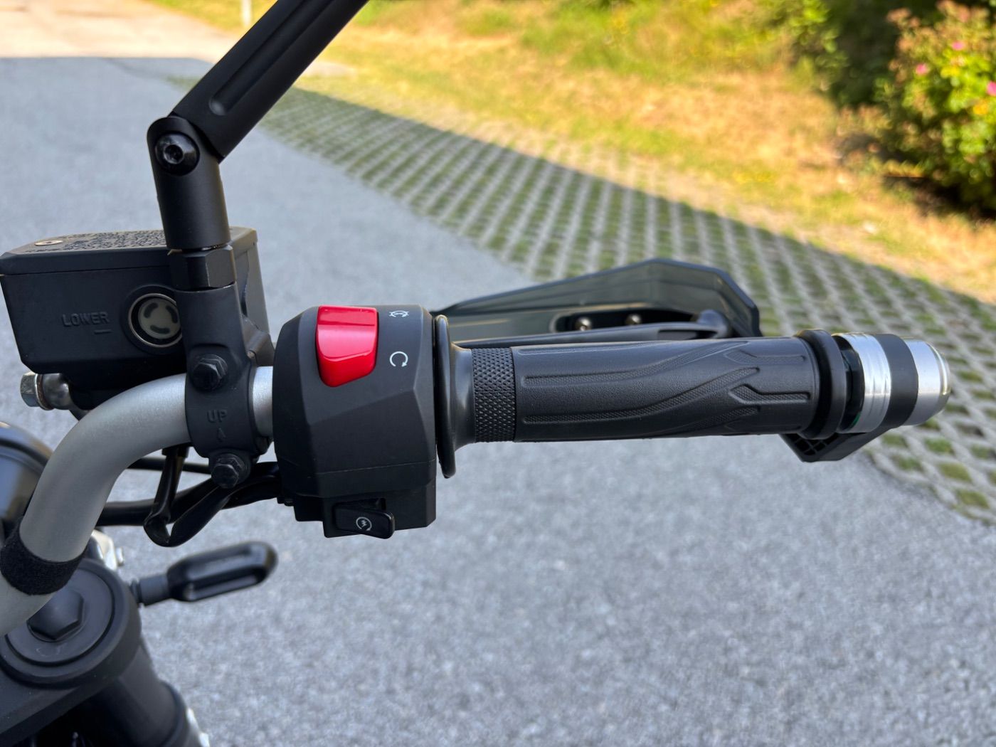 Fahrzeugabbildung VOGE LX300