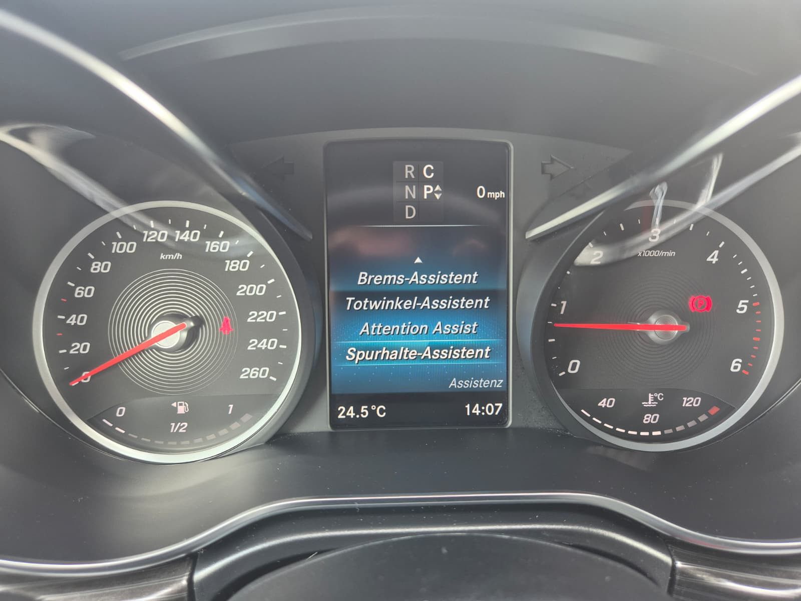 Fahrzeugabbildung Mercedes-Benz V 250 d AVANTGARDE extralang LEDER*LED*BUR*DISTR