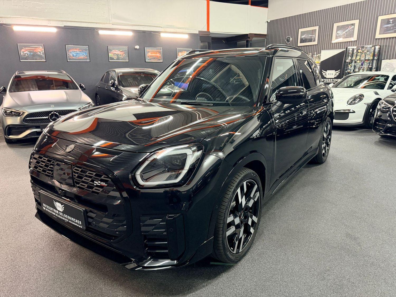 MINI Countryman C JCW Trim XL HUD/PANO/AHK/HARMAN/20"