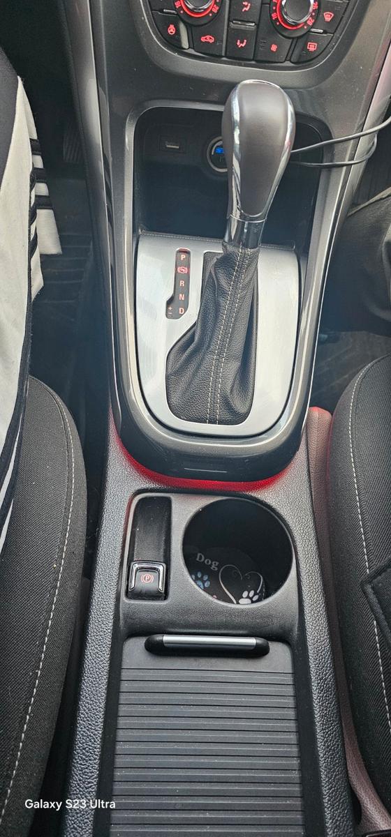 Opel Astra 2014 — engine 1.956 cm³, 165 HP (121kW)