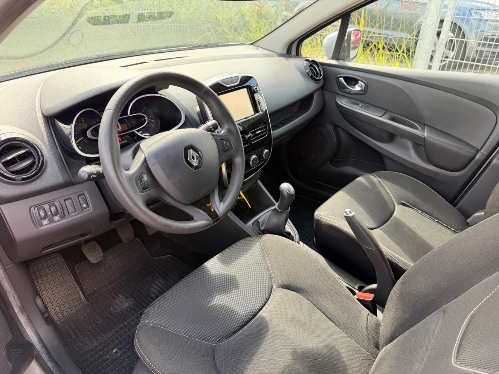 Renault Clio 2015 — photo 7