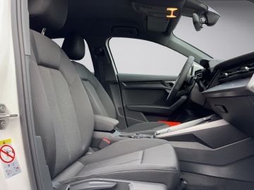 Audi A3 Sportback 35 TFSI S line S-TRONIC LED NAVI PL
