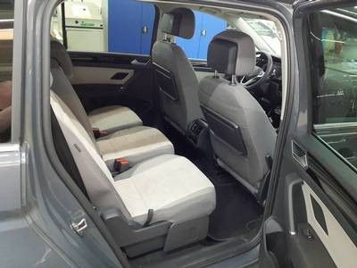 Touran 2.0 TDI HIGHLINE 7-SITZE +LED+KAMERA+AHK+