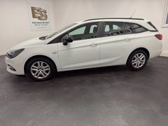 OPEL Astra K Sports Tourer*LED*AHK*DAB*NAVI*1. HD* OPEL Astra K Sports Tourer*LED*AHK*DAB*NAVI*1. HD*