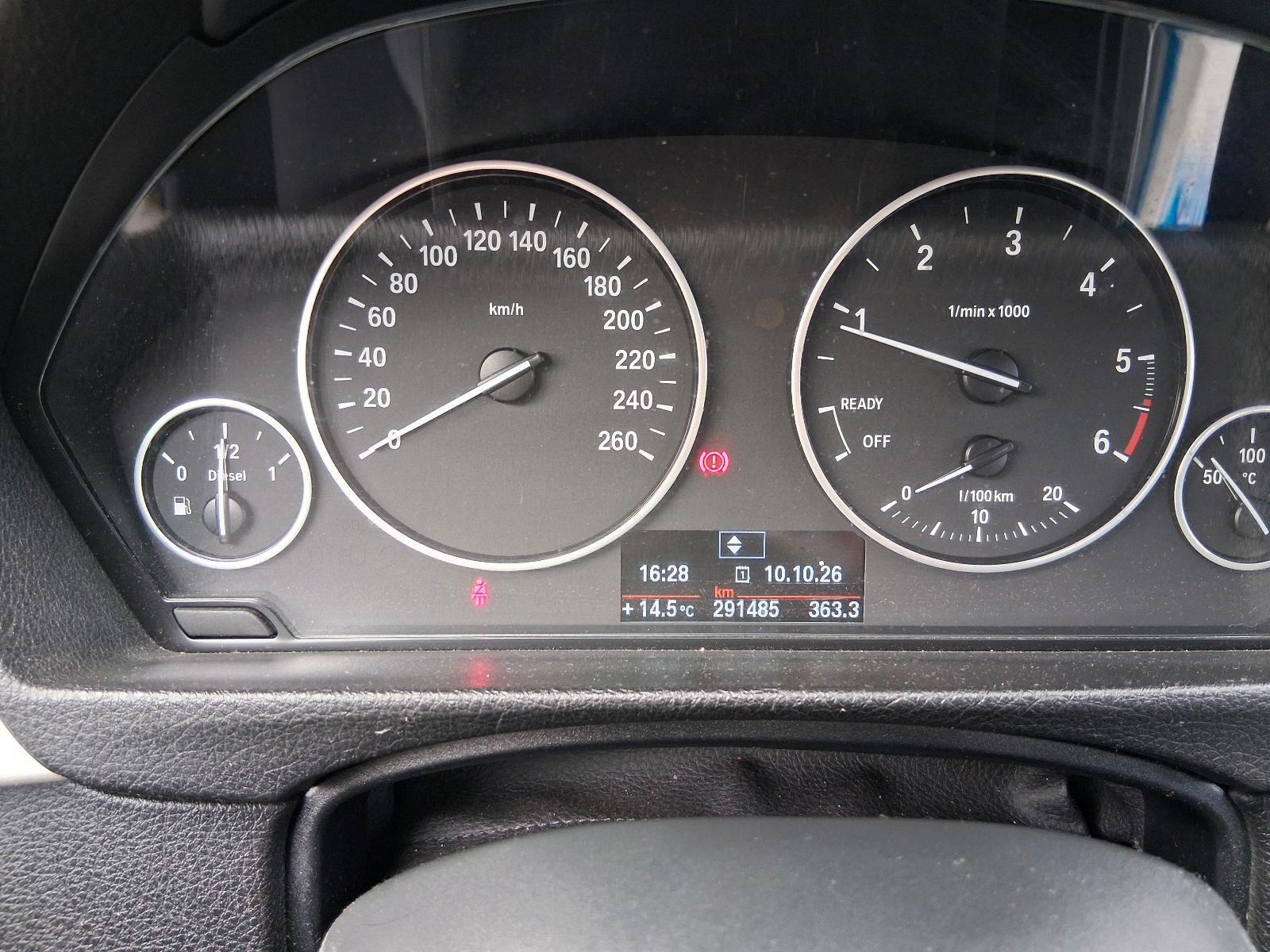 BMW  2014 — photo 8