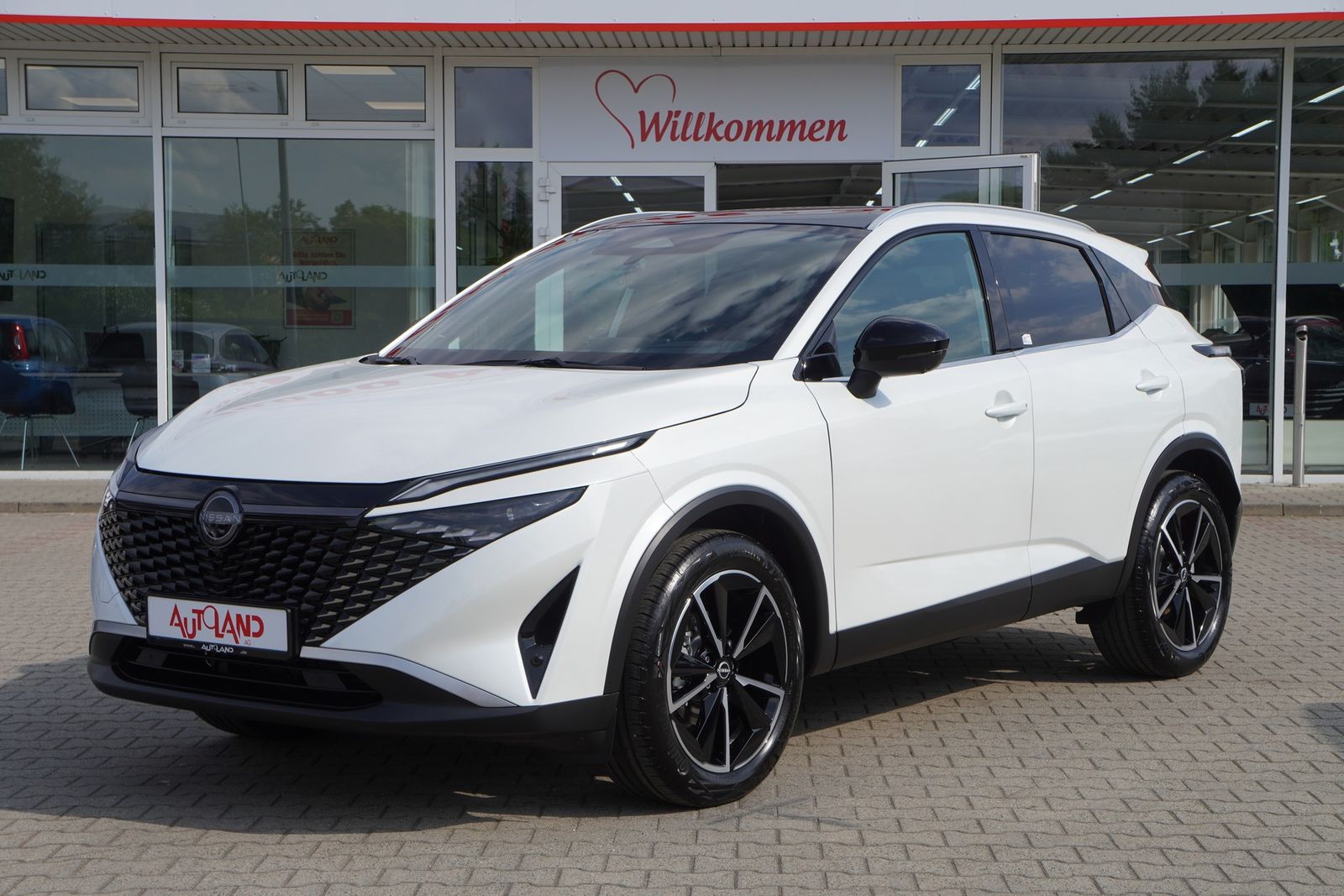 Nissan Qashqai Tekna 1.3 Dig-T Aut. LED ACC Navi Pano imagem 2