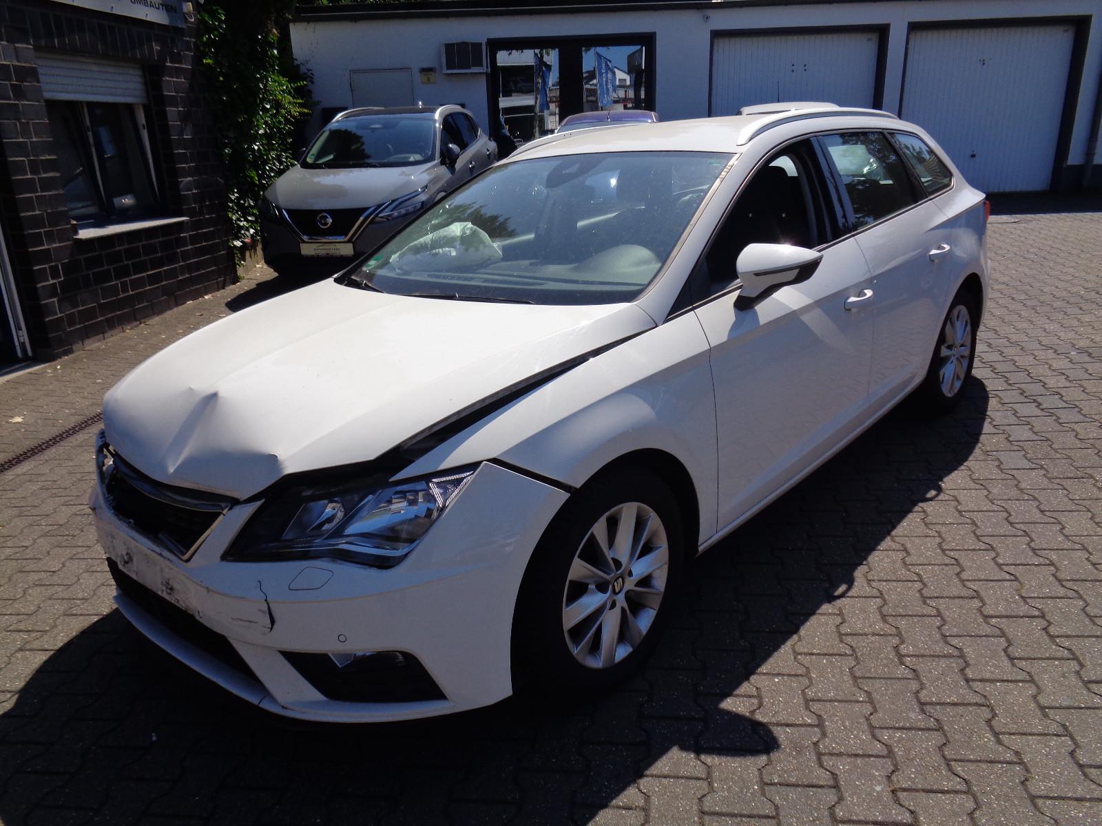 Seat Leon ST Style*I.HD*50TKM*ALU*SHZ*Frontschaden*