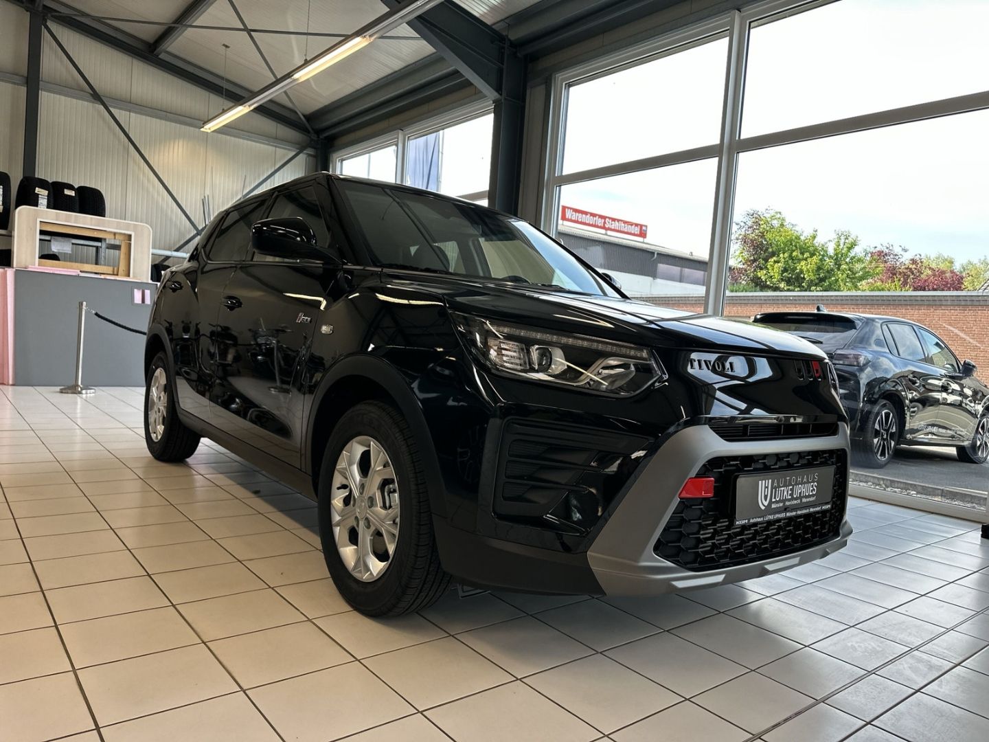 Fahrzeugabbildung Ssangyong Tivoli Nomad AT Navi LED CarPlay  SHZ.