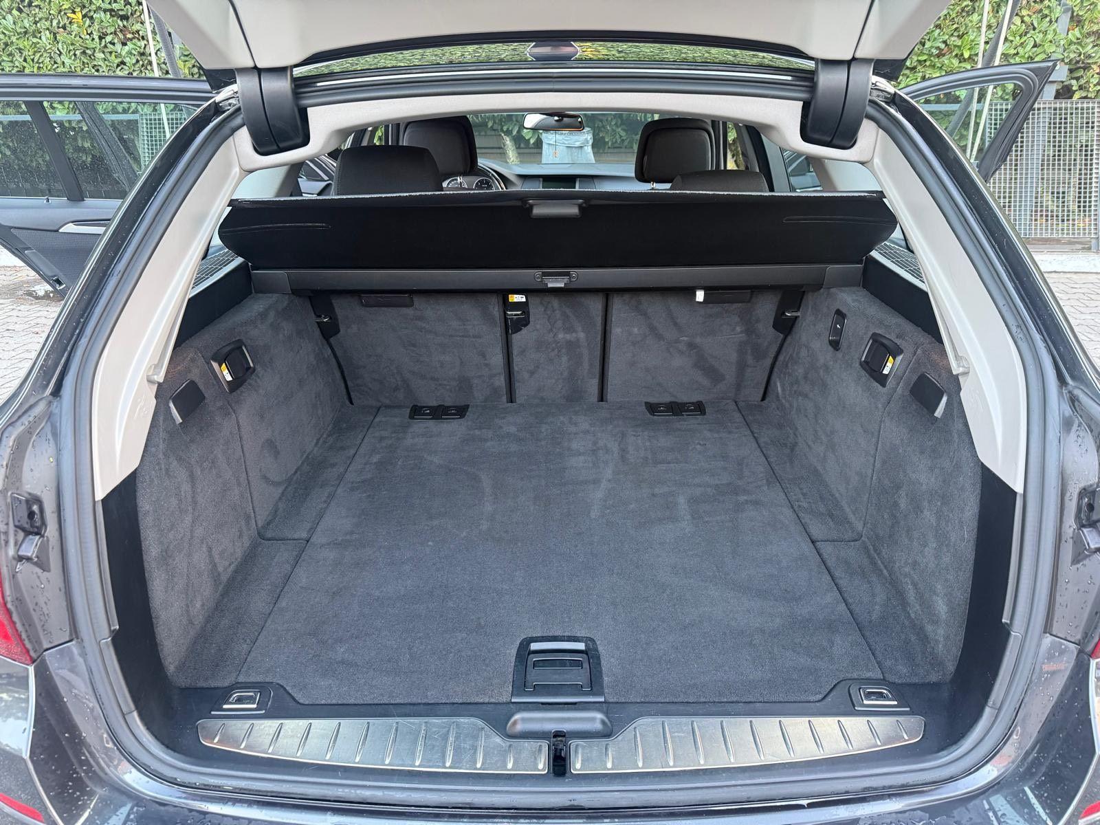 BMW 520 2012 — photo 13