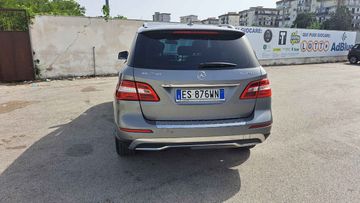 Mercedes ML 250 - 7