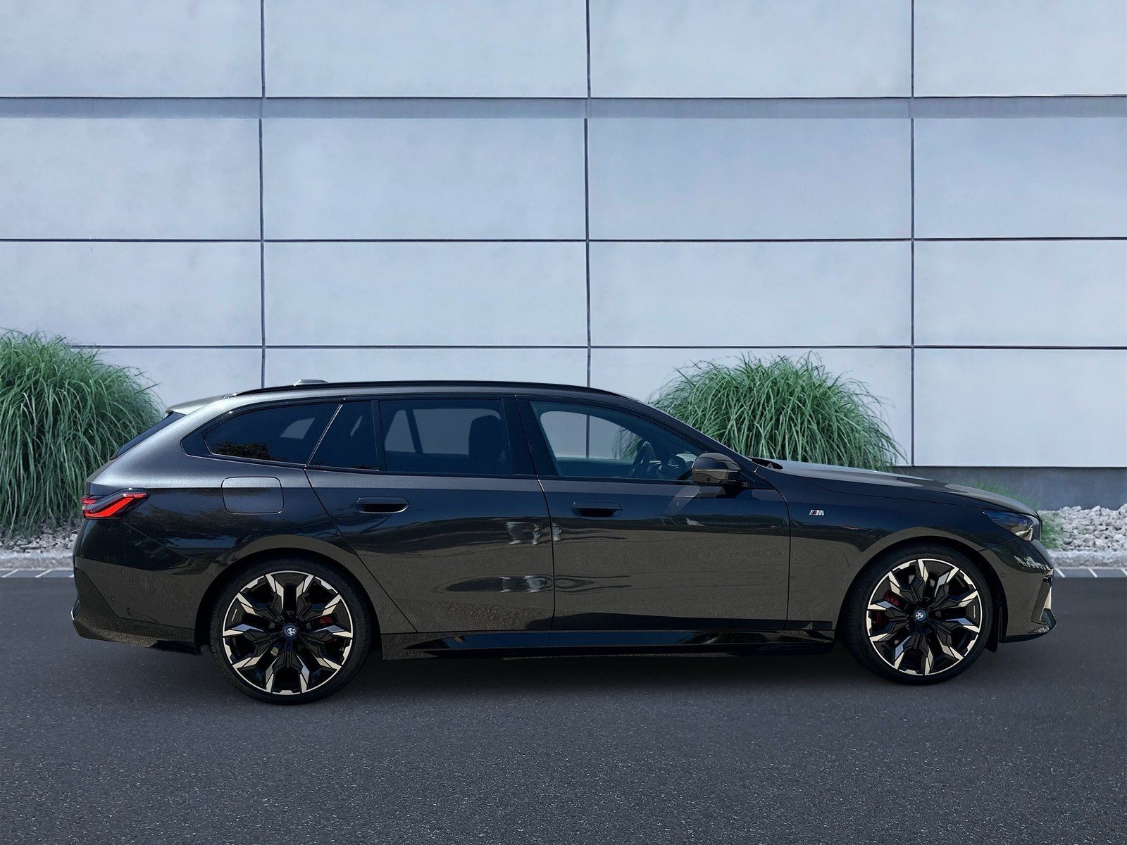 BMW i5 eDrive40 Touring M Sportpaket DAB LED AHK imagem 2