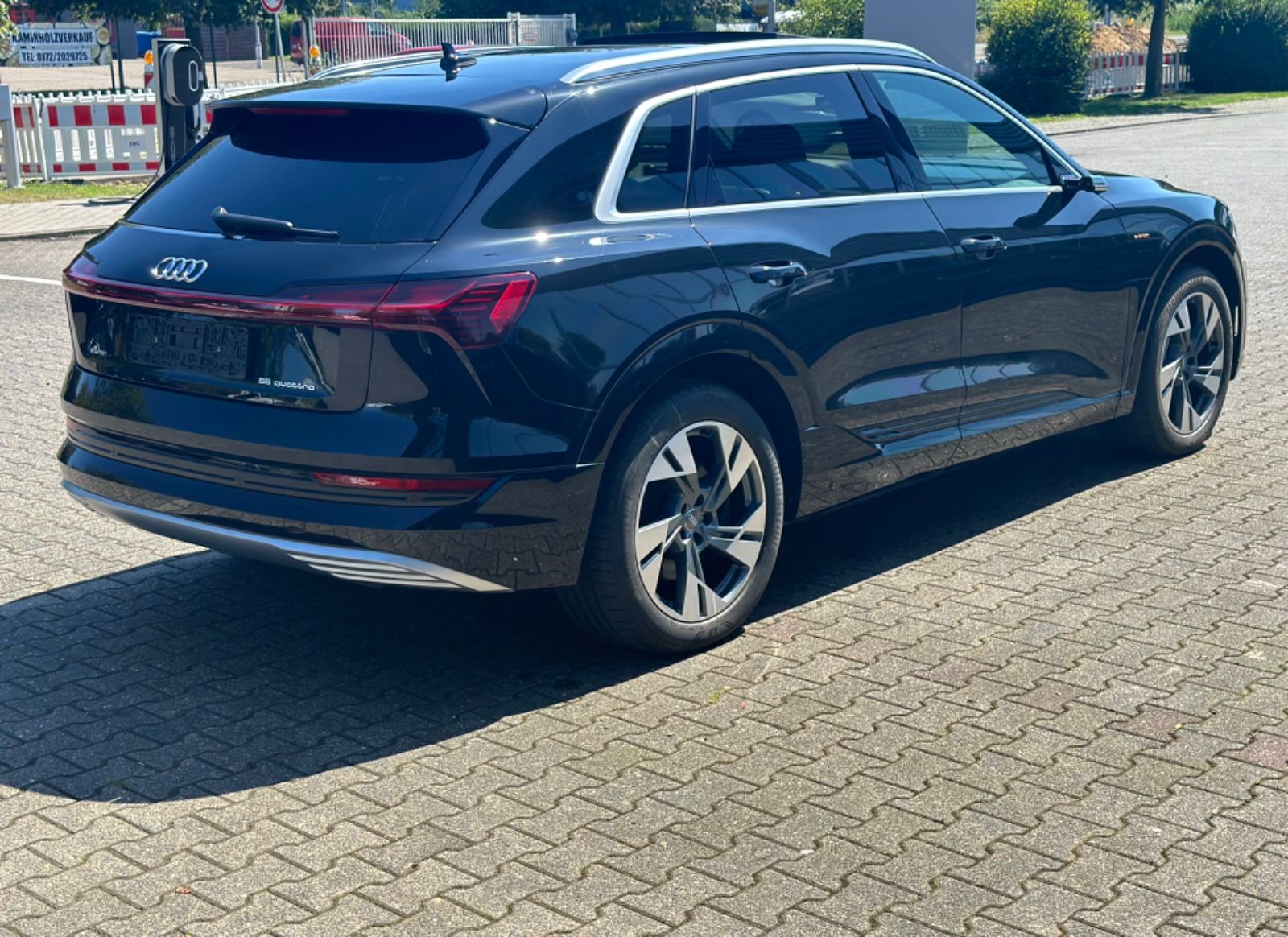 Audi e-tron 55 quattro 360 B&O SITZBEL LUFTFED PANO foto 5