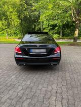 Mercedes-Benz E 350d W213 AMG Line, Widescreen, Pano, 360Grad - Mercedes-Benz E-Class mit Diesel-Antrieb: W213