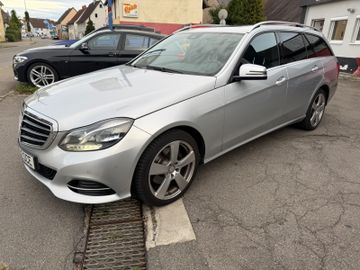 Mercedes E 300 - 1