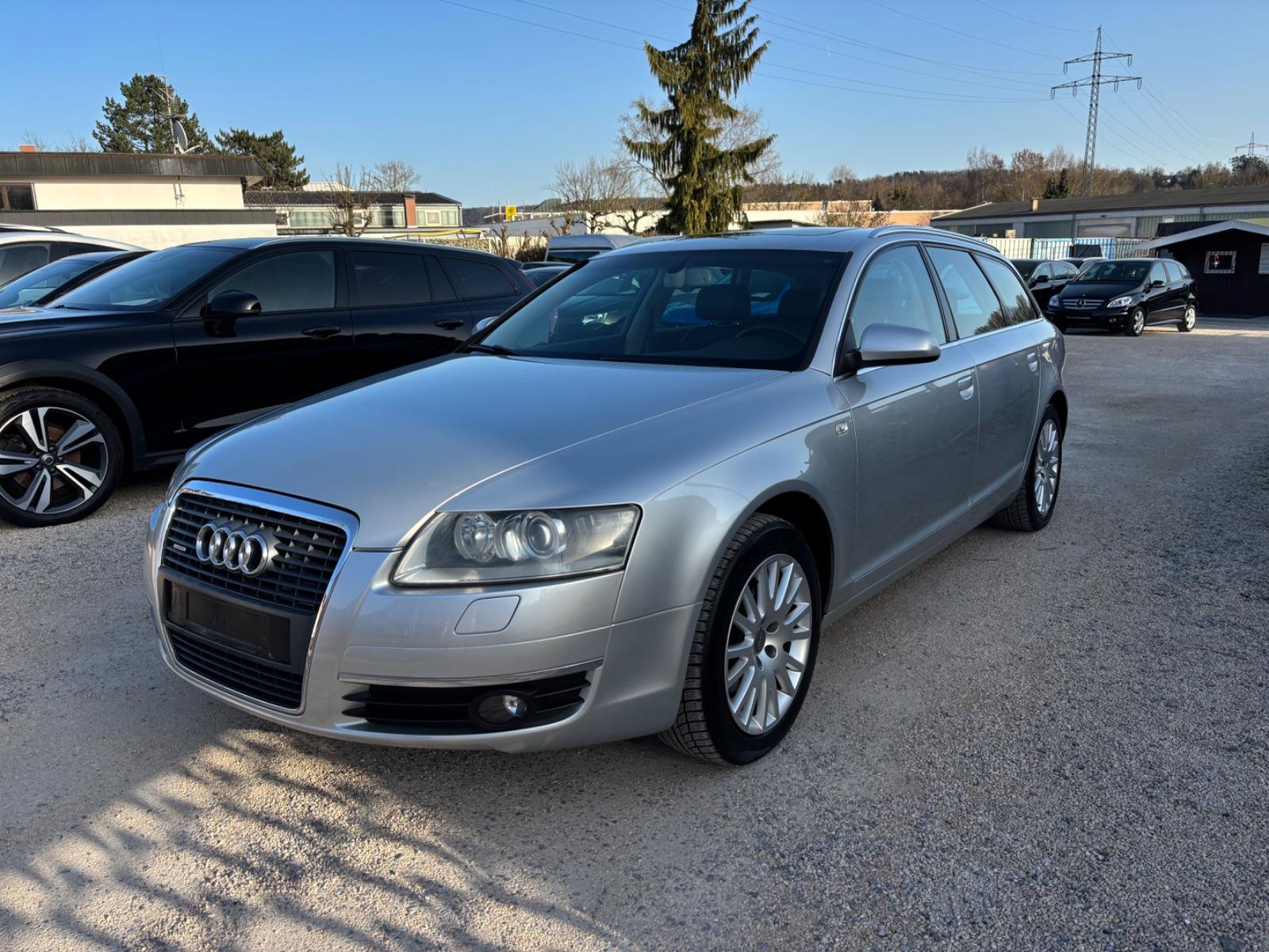 Audi A6 Avant 4.2 quattro,AHK,Luftfed.,S-Dach,S-Heft.