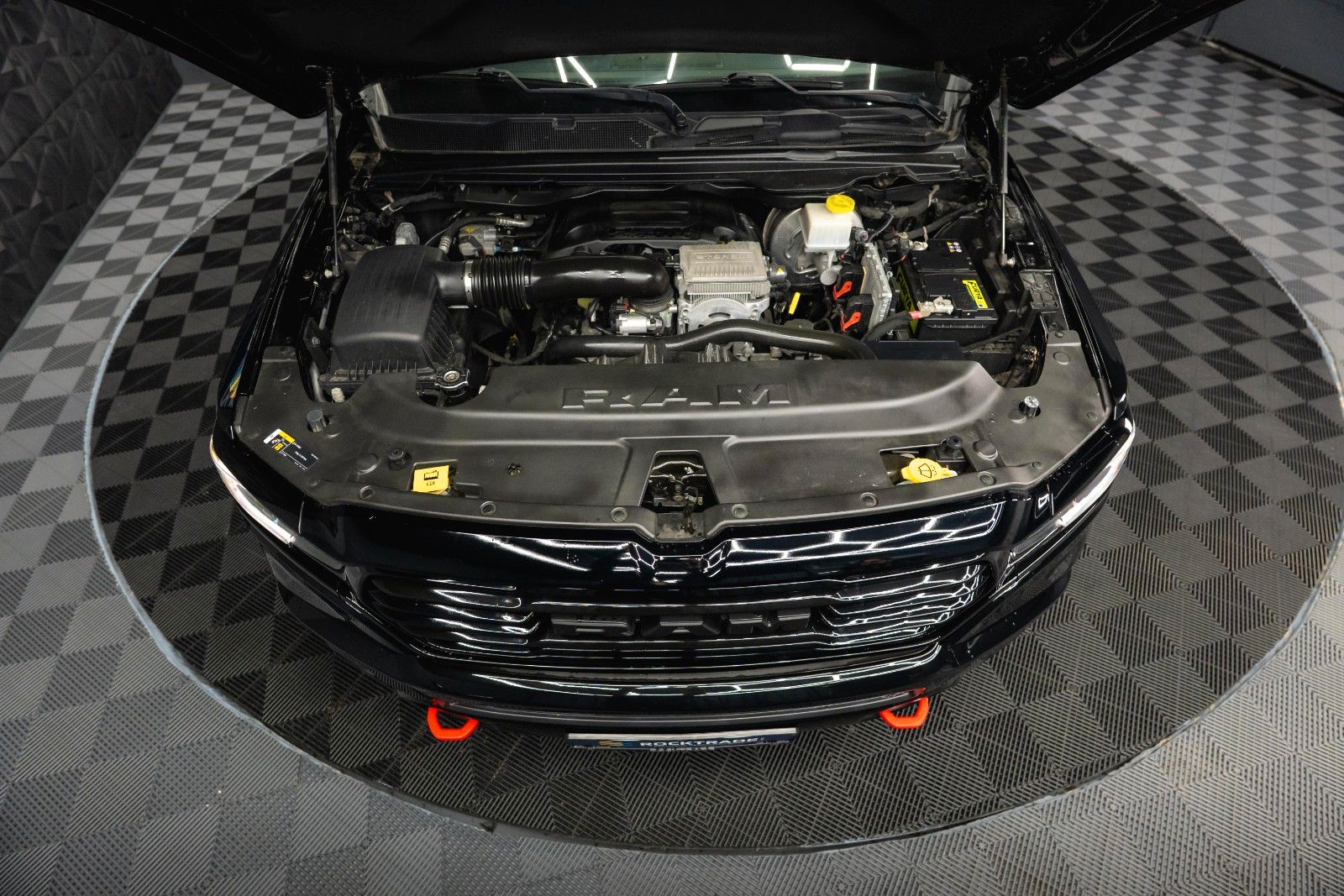 Fahrzeugabbildung Dodge RAM 5.7 V8 HEMI 4x4 LARAMIE RamBox Airmatic 19%