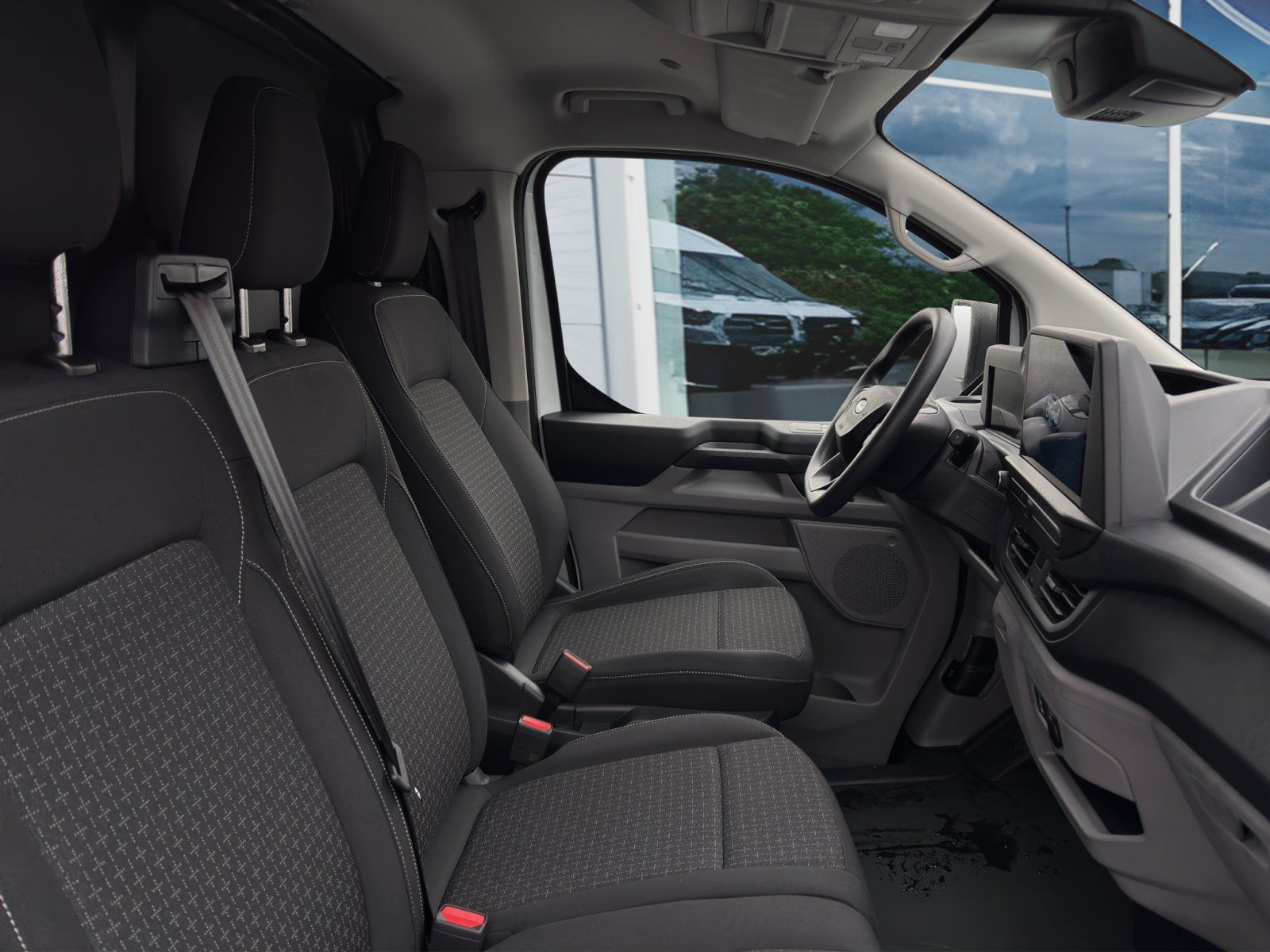 Fahrzeugabbildung Ford Transit Custom 320 L1 Trend FWD Plug-in Hybrid