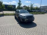 Land Rover Range Rover Evoque SE - Land Rover Range Rover Evoque SE mit Benzin-Antrieb