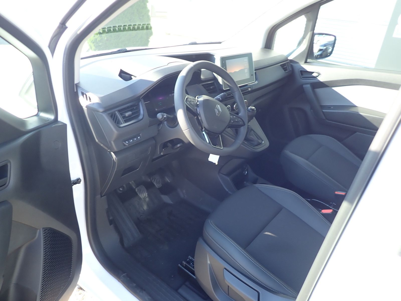Fahrzeugabbildung Renault Kangoo Rapid Advance L1 Blue dCi 95 MY24
