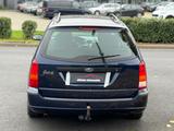 Ford Focus 1.6 Trend - Ford Focus aus 2003: Kombi