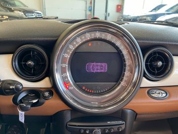 MINI John Cooper Works Cabrio JCW*NAVI*LEDER*XENON*