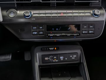 Hyundai Kona Trend Elektro 2WD Autobahnassistent Navi