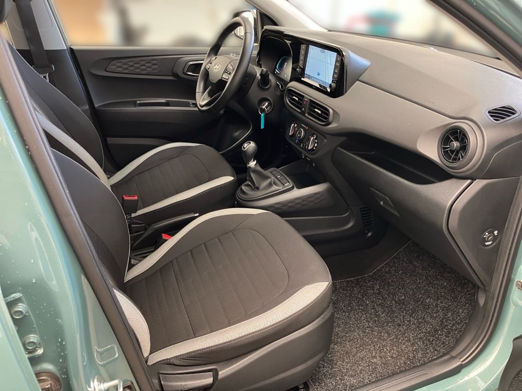 Fahrzeugabbildung Hyundai i10 1.0 Select Facelift Fernlichtass. Kam. Navi