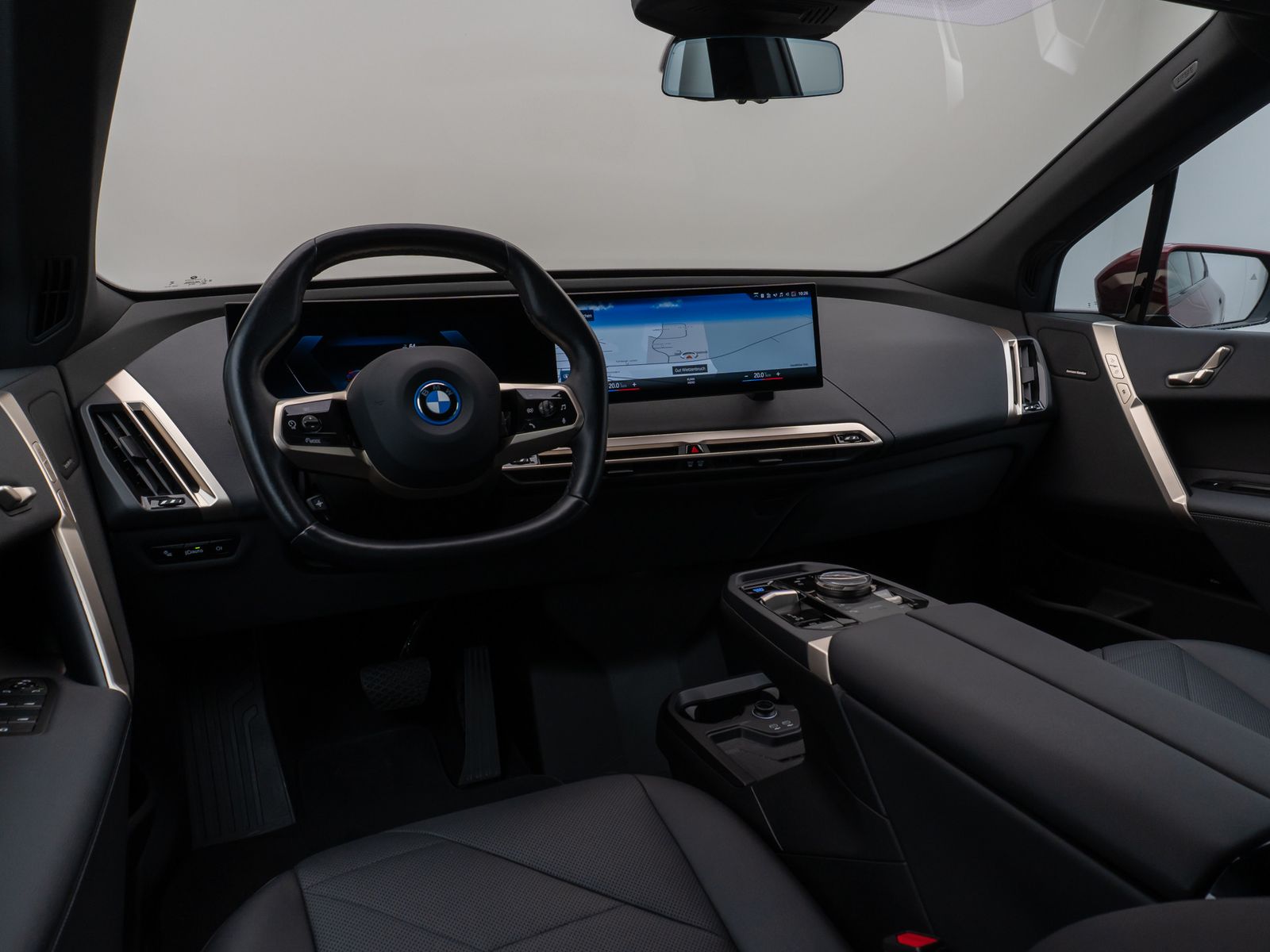 Fahrzeugabbildung BMW iX xD40 360° DAB H/K ACC Komfort Sport 22Zoll