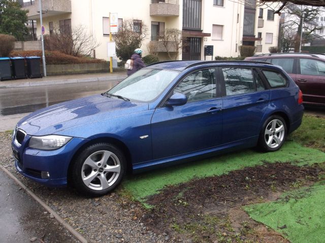 BMW 320 d Touring /1 Hd/BMW SCHECKHEFT/EURO 6 Norm