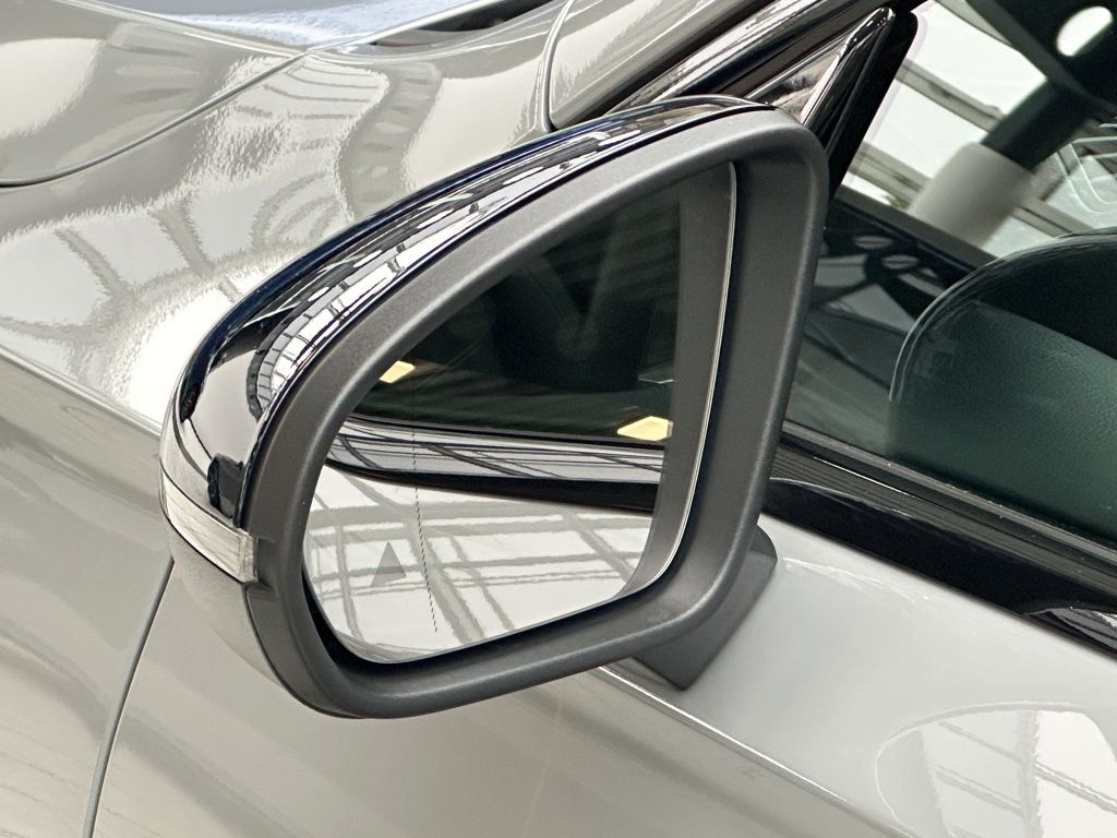 Fahrzeugabbildung Mercedes-Benz A 200 Kompaktlimousine AMG LIne, Night Paket*LED