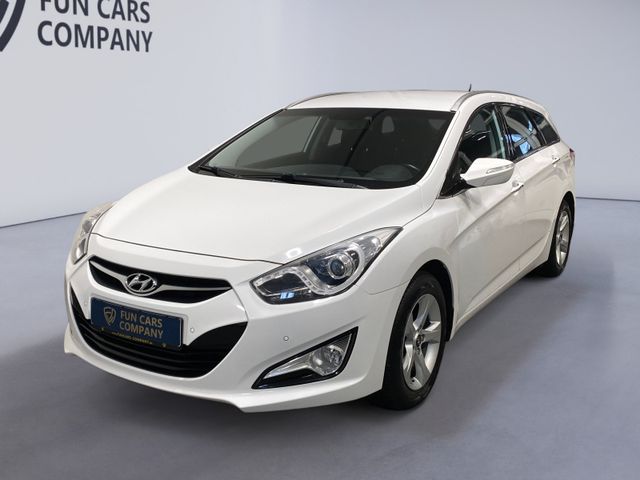 Hyundai i40 cw FIFA World Cup Edition, AHK, SHZ, PDC