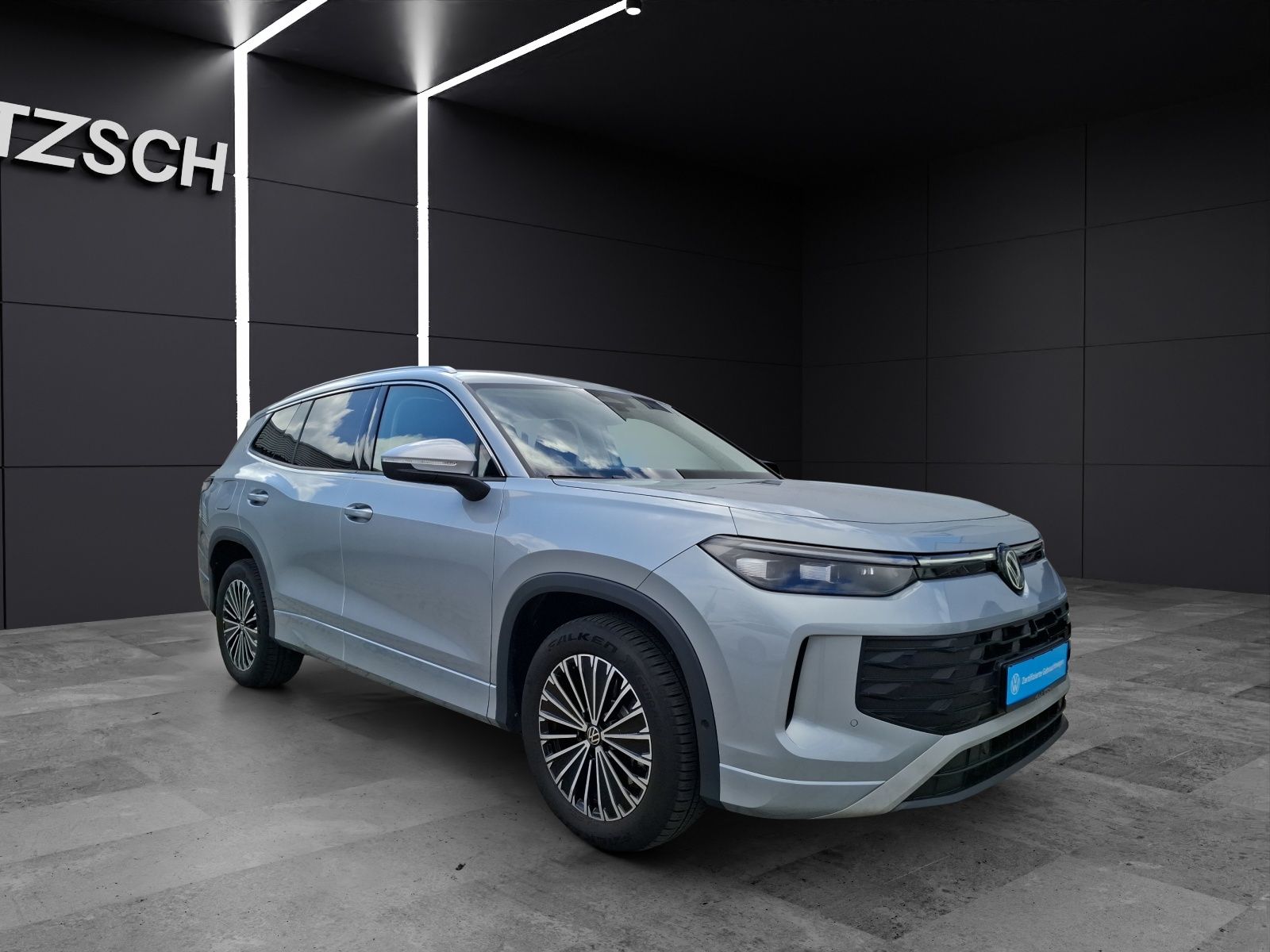 Fahrzeugabbildung Volkswagen Tayron eTSI Life LED AHK Navi AID ACC RFK SH