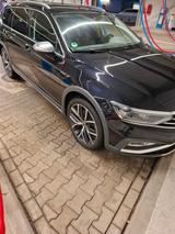 Volkswagen Passat Alltrack 2.0 TDI 147kW DSG 4MOTION AHK - VW Passat Alltrack von privat