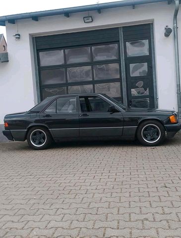 Mercedes-Benz Mercedes Benz 190E