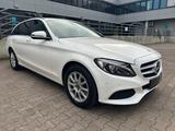 Mercedes-Benz C 200d T AUTOMATIK AHK/NAV/TEMP/PDC/KLIMAUT/SHZG - Mercedes-Benz C 200 mit Diesel-Antrieb: Kombi